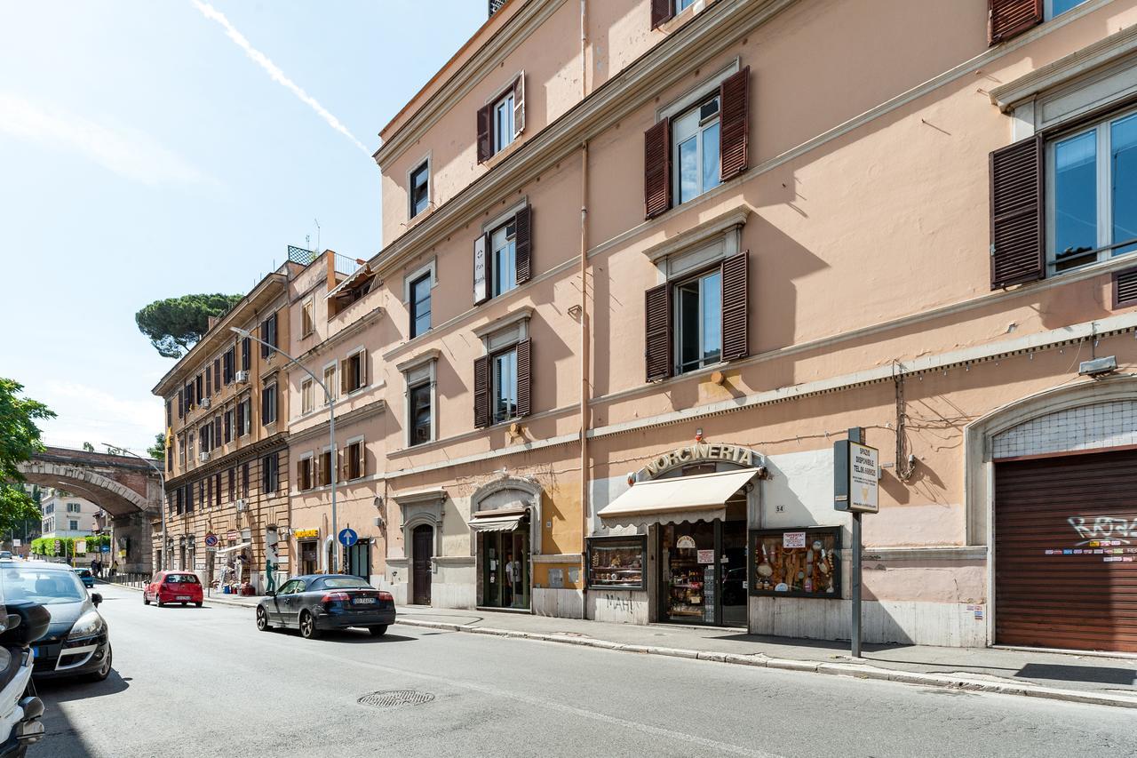 Vatican Stemar Apartment — Photos 2